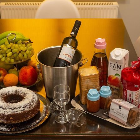 Апартаменты Anmi Hospitality Ханья Экстерьер фото